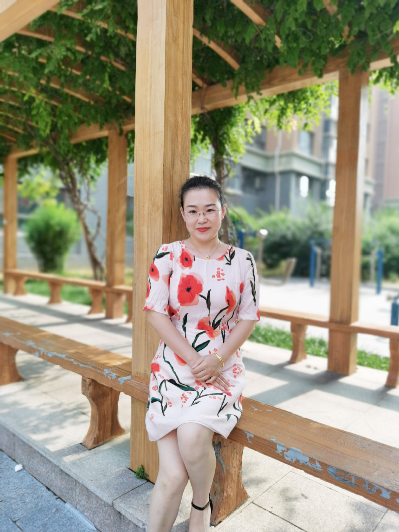 隋美霞（副教授）